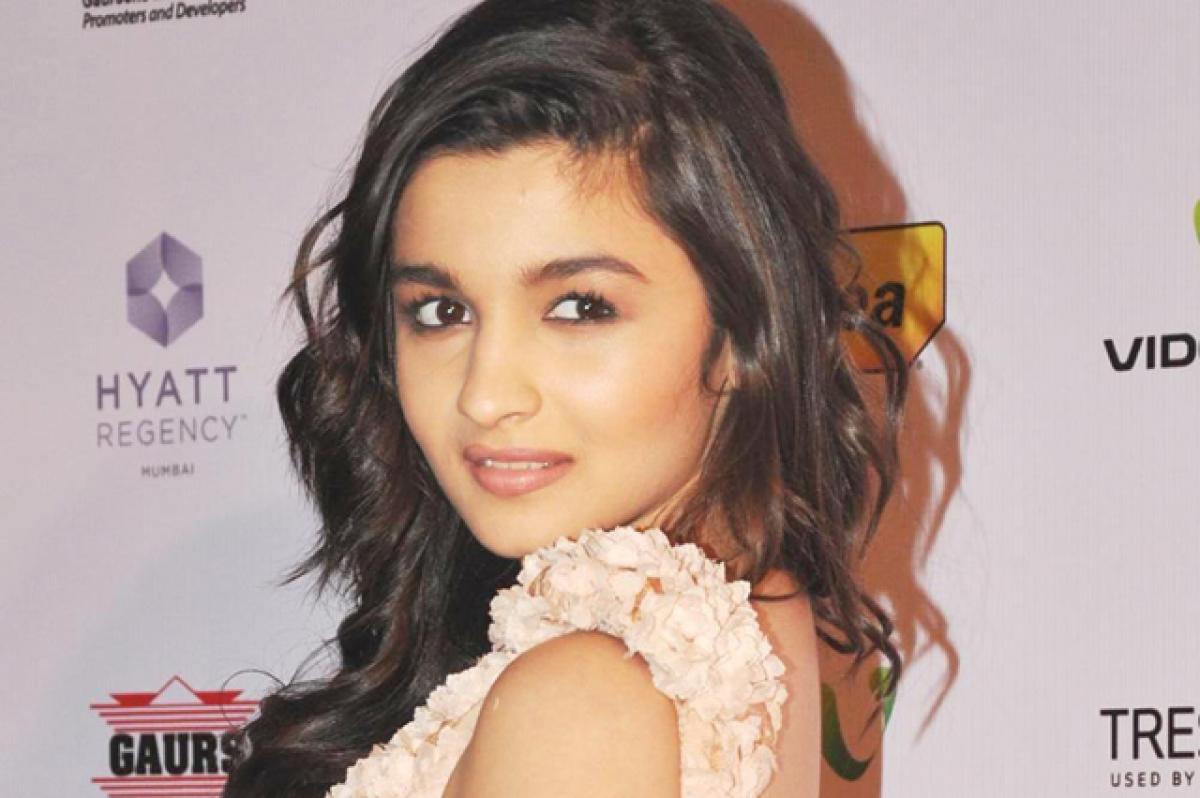 Alia to move out of parents house